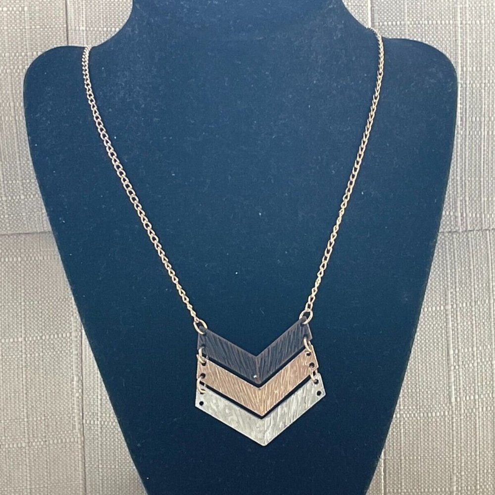 Women Necklace Tri Color Pendant Fashion Necklace Jewelry Silver Gold Brown - Picture 5 of 9